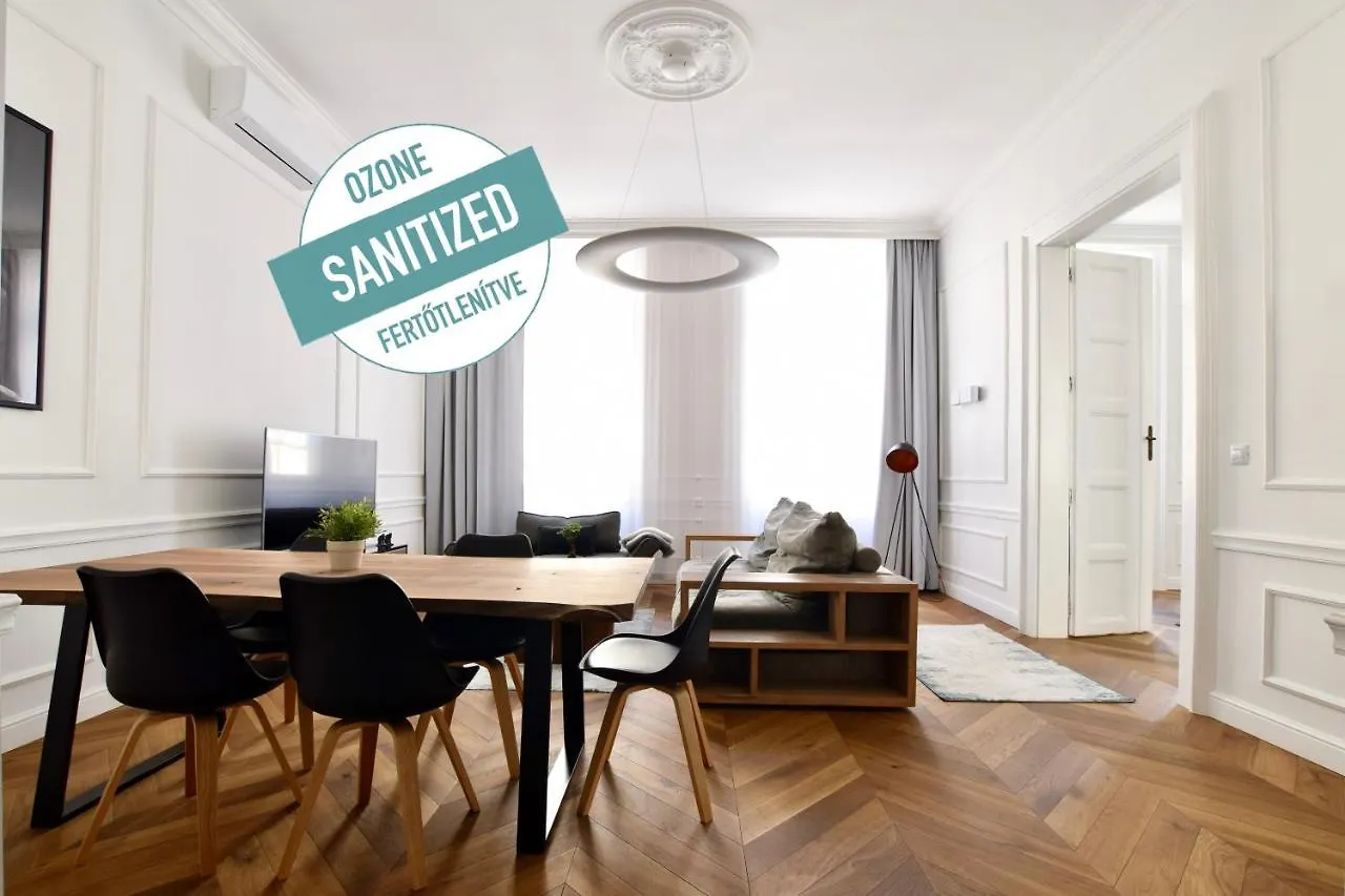 Luxury Apartment By Hi5 - Bazilika Suite Budapešť
