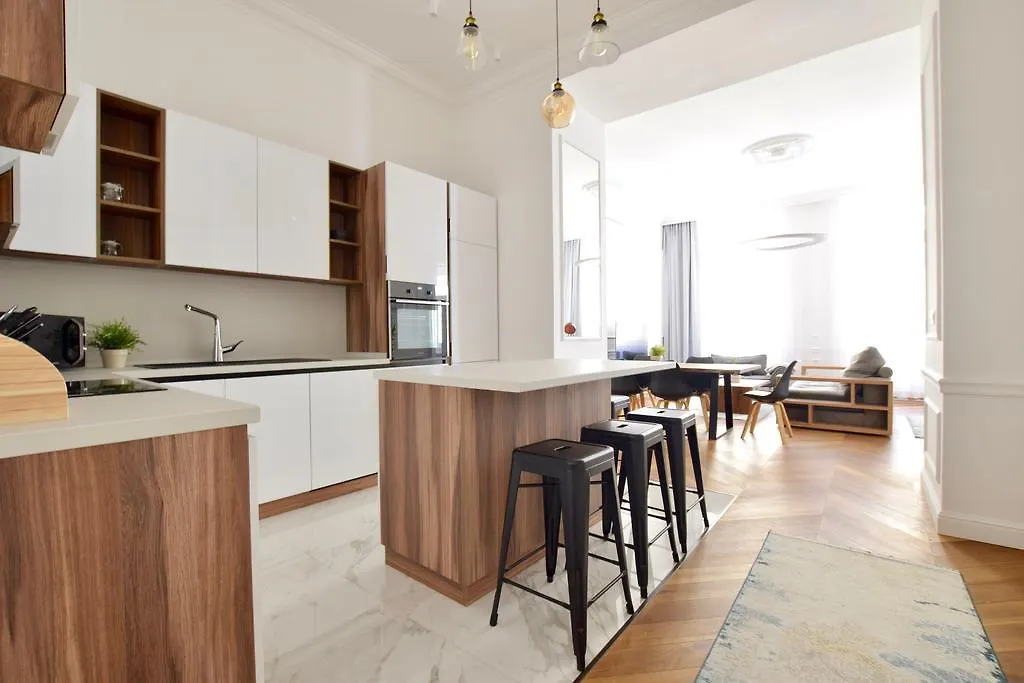 Luxury Apartment By Hi5 - Bazilika Suite Budapešť